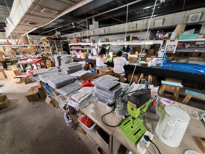 浦江典赞水晶工艺品